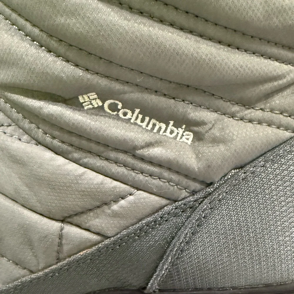 Columbia Thermolite Boots woman’s size 7